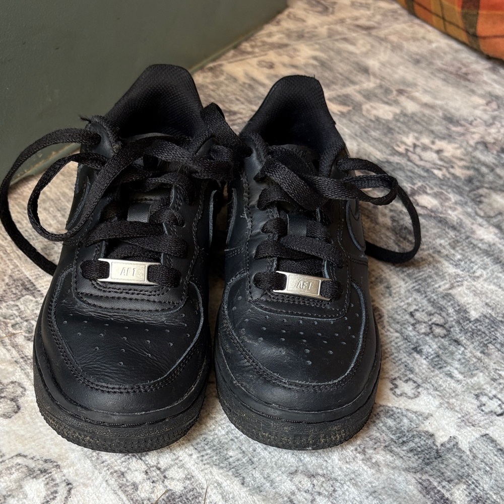 Youth all black Air Force 1 size 1.5